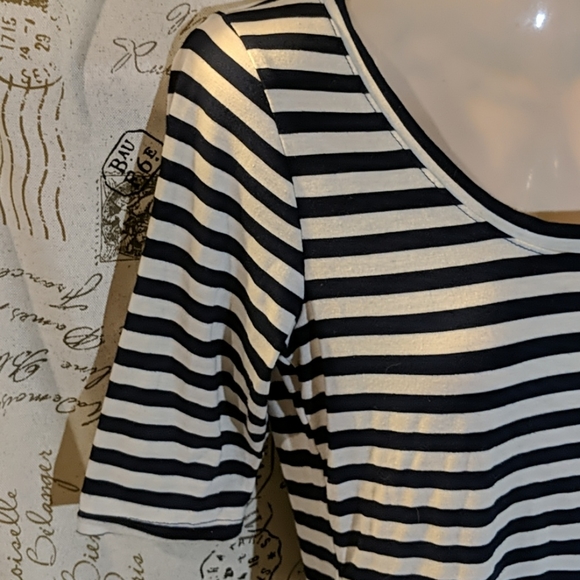 Green Envelope Navy/White Striped Top - Picture 3 of 6